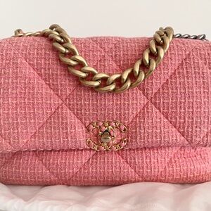 Chanel 19 Large Pink Tweed Authentic!